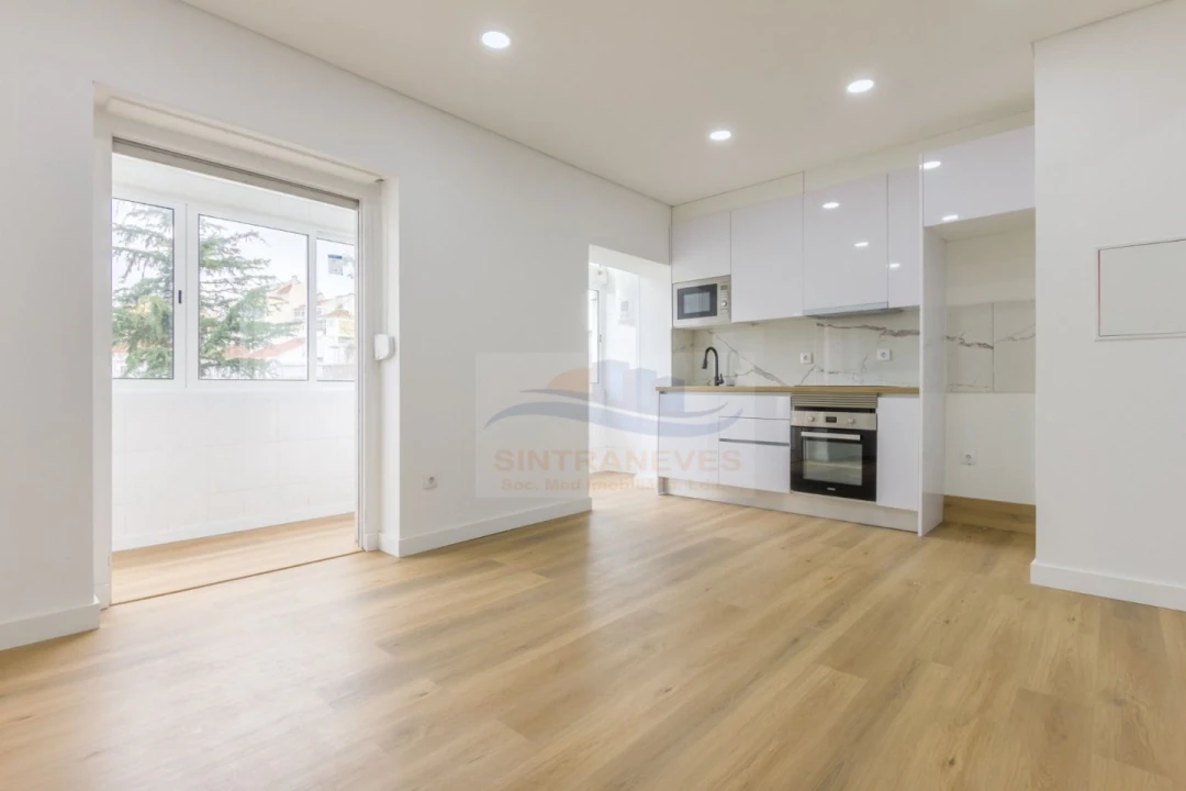 Apartamento T2 para Venda em Águas Livres Foto 11