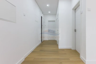 Apartamento T2 para Venda em Águas Livres
