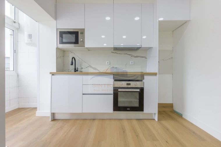 Apartamento T2 para Venda em Águas Livres Foto 10