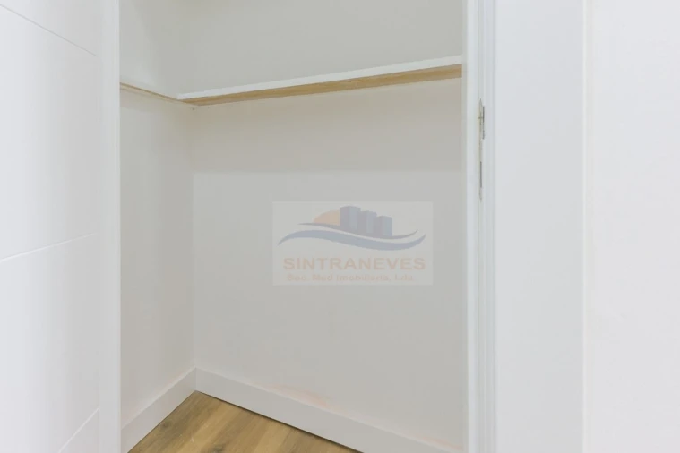 Apartamento T2 para Venda em Águas Livres Foto 15