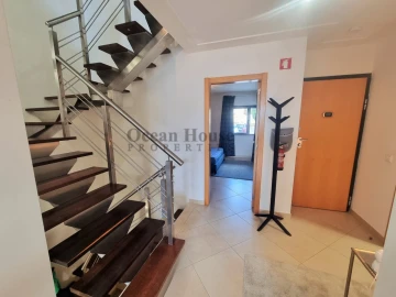 Moradia T4 para Venda em Quarteira