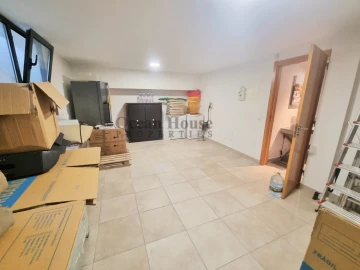 Moradia T4 para Venda em Quarteira