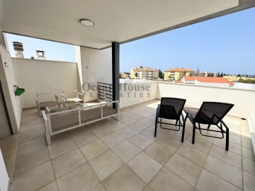 Moradia T4 para Venda em Quarteira