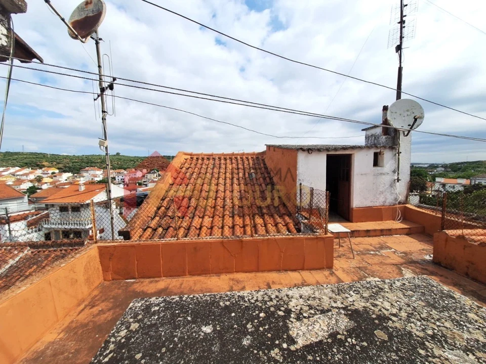 Moradia T2 para Venda em Caia, São Pedro e Alcáçova Foto 25