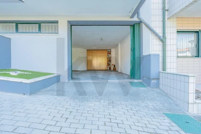 Apartamento T2 para Venda em Lourosa