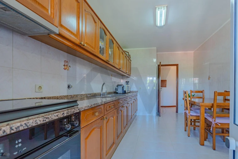Apartamento T2 para Venda em Lourosa Foto 22