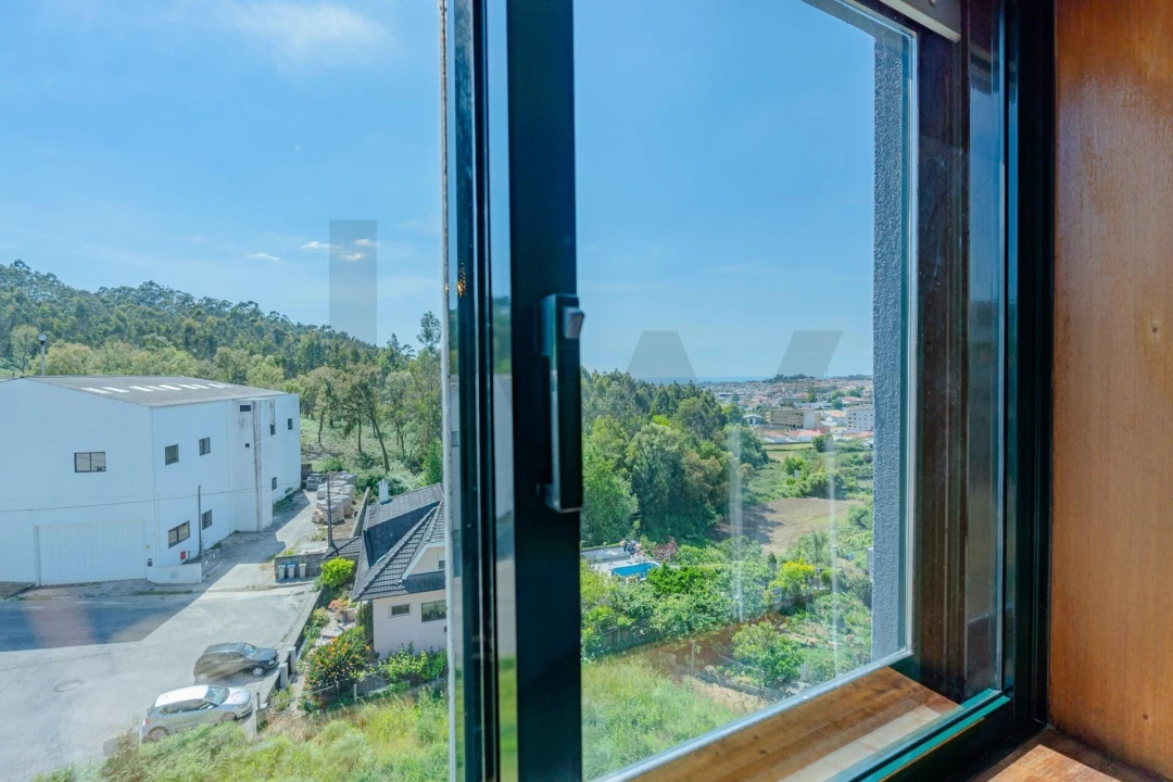 Apartamento T2 para Venda em Lourosa Foto 8