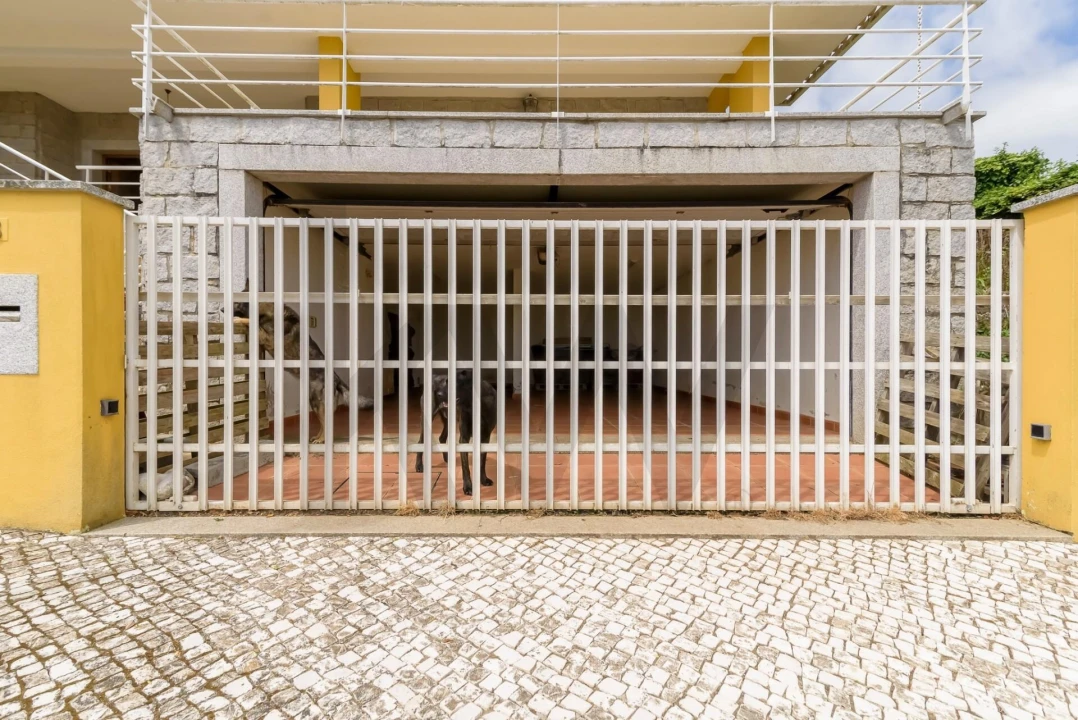 Moradia T5 para Venda em Barcarena Foto 31
