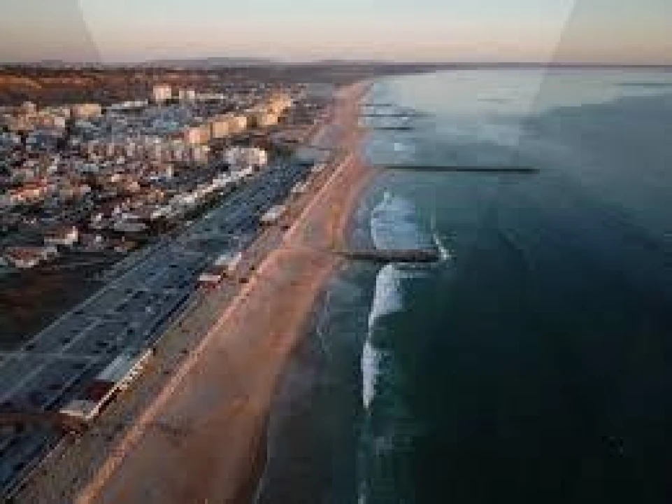 Moradia T4 para Venda em Costa da Caparica Foto 16