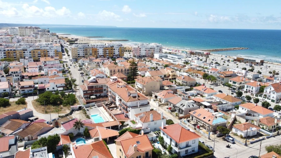 Moradia T4 para Venda em Costa da Caparica Foto 5