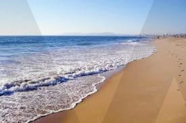 Moradia T4 para Venda em Costa da Caparica Foto 30