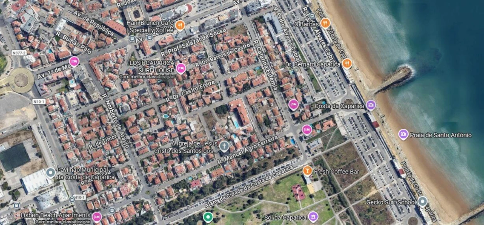 Moradia T4 para Venda em Costa da Caparica Foto 31