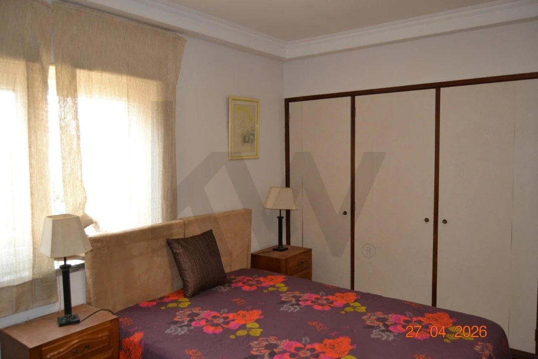 Apartamento T1 para Arrendamento em Carcavelos e Parede Foto 7