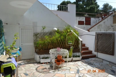 Apartamento T1 para Arrendamento em Carcavelos e Parede