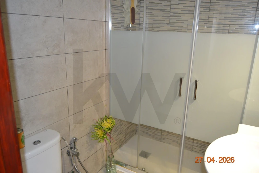 Apartamento T1 para Arrendamento em Carcavelos e Parede Foto 14