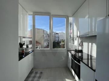 Apartamento T1 para Arrendamento em Almada, Cova da Piedade, Pragal e Cacilhas