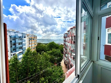 Apartamento T1 para Venda em Oeiras e São Julião da Barra, Paço de Arcos e Caxias