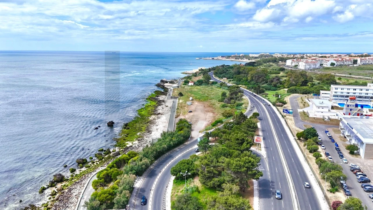 Apartamento T1 para Venda em Oeiras e São Julião da Barra, Paço de Arcos e Caxias Foto 1