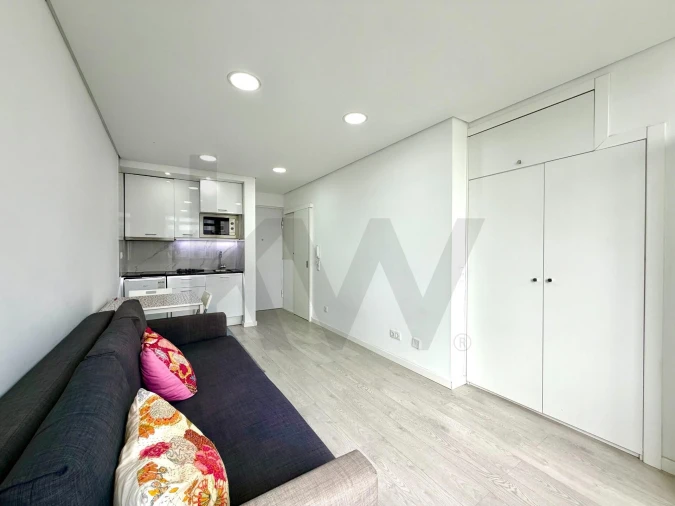 Apartamento T1 para Venda em Oeiras e São Julião da Barra, Paço de Arcos e Caxias Foto 7