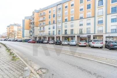 Apartamento T2 para Arrendamento em Seixal, Arrentela e Aldeia de Paio Pires