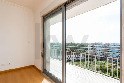 Apartamento T2 para Arrendamento em Seixal, Arrentela e Aldeia de Paio Pires