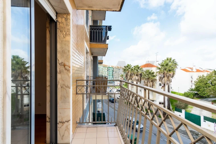 Apartamento T2 para Arrendamento em Seixal, Arrentela e Aldeia de Paio Pires Foto 23
