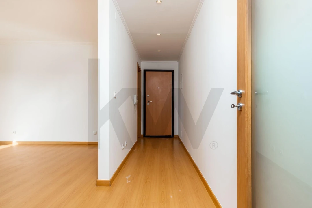 Apartamento T2 para Arrendamento em Seixal, Arrentela e Aldeia de Paio Pires Foto 11