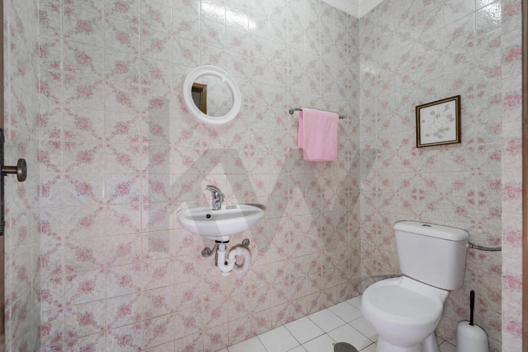 Apartamento T2 para Venda em Rio Tinto Foto 28