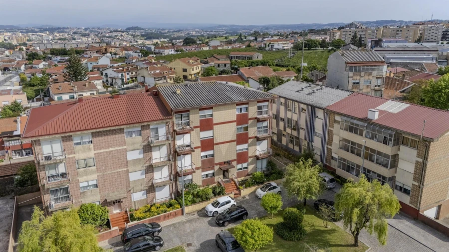 Apartamento T2 para Venda em Rio Tinto Foto 18
