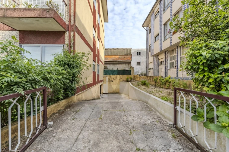 Apartamento T2 para Venda em Rio Tinto Foto 43