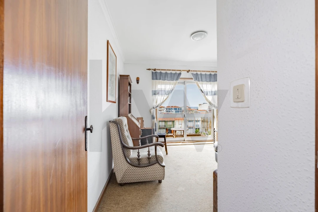 Apartamento T2 para Venda em Rio Tinto Foto 36