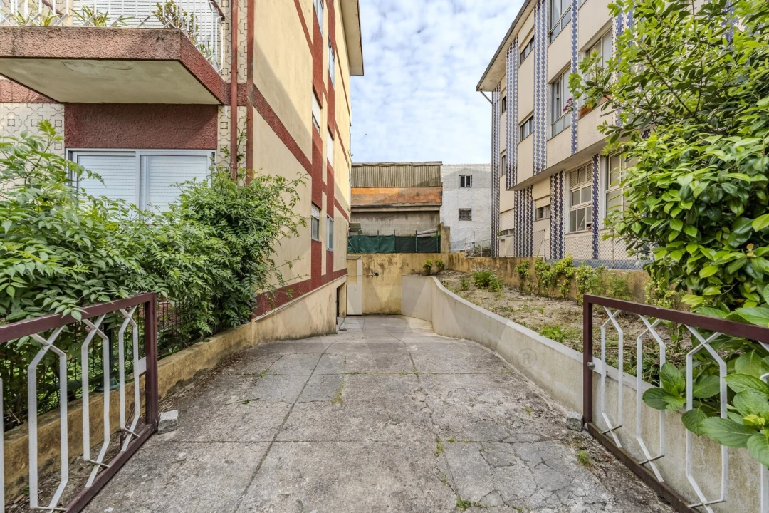 Apartamento T2 para Venda em Rio Tinto Foto 43