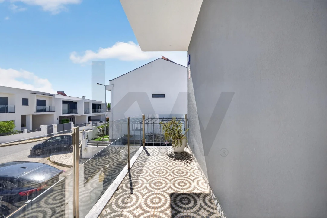 Moradia T3 para Venda em Laranjeiro e Feijó Foto 33