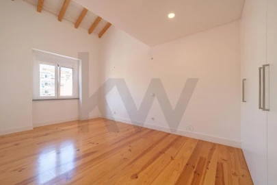 Apartamento T3 para Arrendamento em Moscavide e Portela