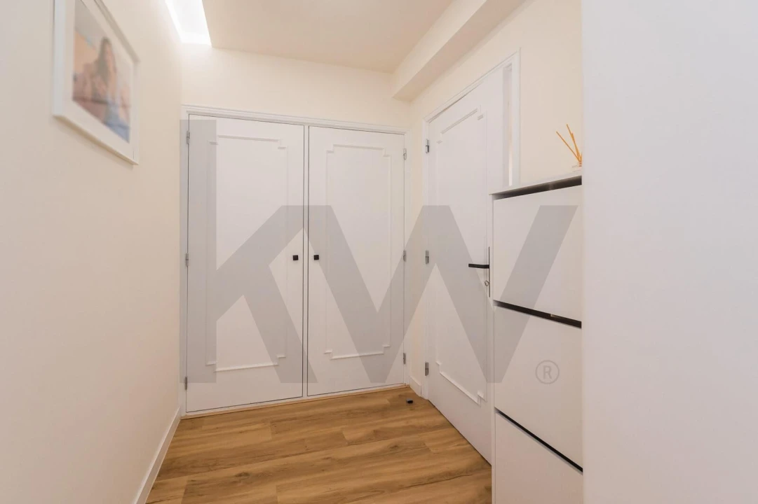Apartamento T2 para Venda em Massamá e Monte Abraão Foto 38
