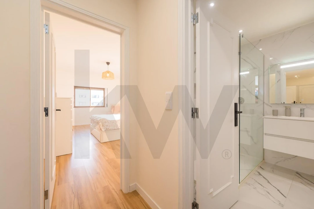 Apartamento T2 para Venda em Massamá e Monte Abraão Foto 29