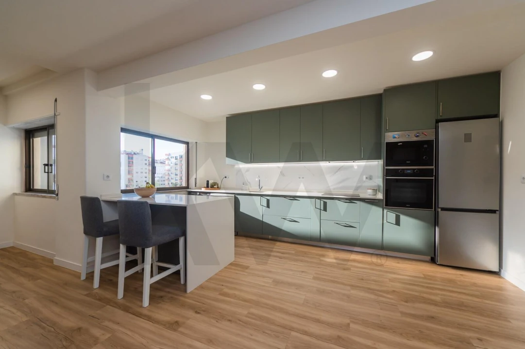Apartamento T2 para Venda em Massamá e Monte Abraão Foto 13