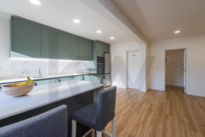 Apartamento T2 para Venda em Massamá e Monte Abraão