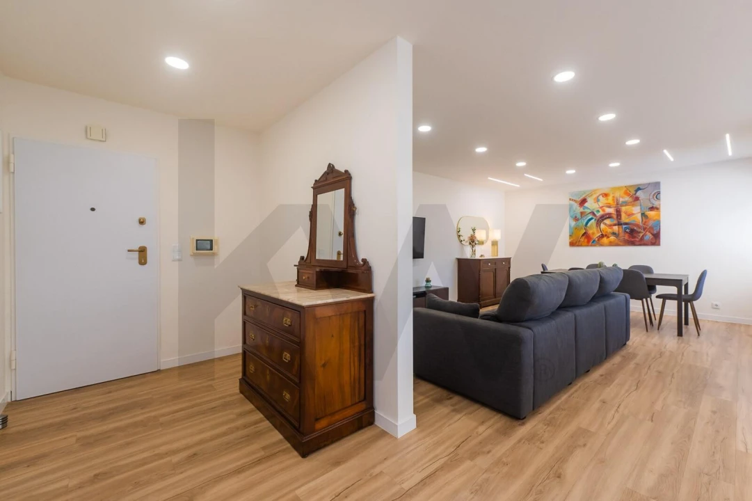 Apartamento T2 para Venda em Massamá e Monte Abraão Foto 50