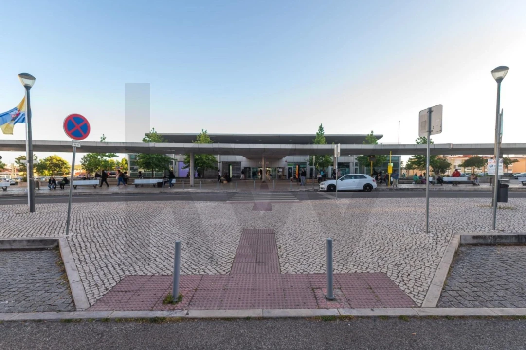 Apartamento T2 para Venda em Massamá e Monte Abraão Foto 49