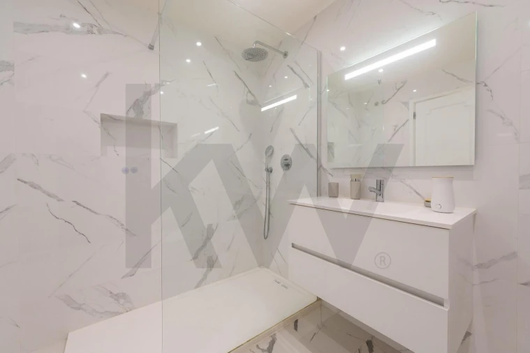 Apartamento T2 para Venda em Massamá e Monte Abraão Foto 27