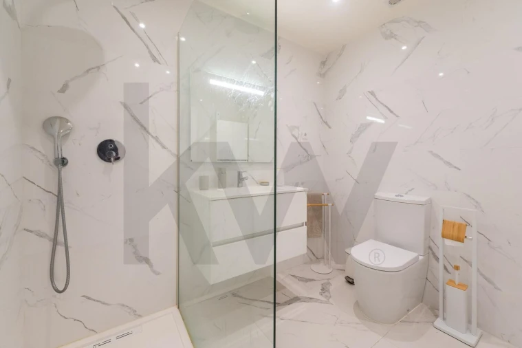 Apartamento T2 para Venda em Massamá e Monte Abraão Foto 28