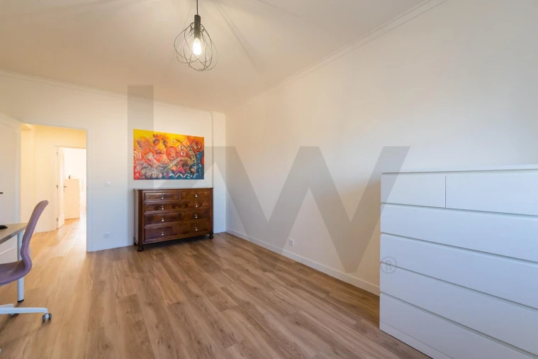 Apartamento T2 para Venda em Massamá e Monte Abraão Foto 35