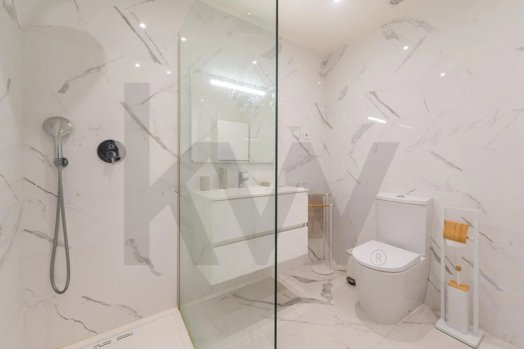 Apartamento T2 para Venda em Massamá e Monte Abraão Foto 28
