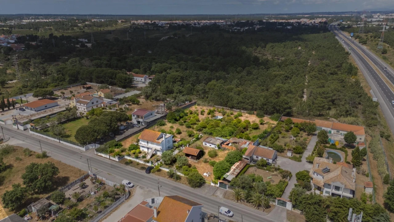 Quinta T4 para Venda em Fernao Ferro Foto 1