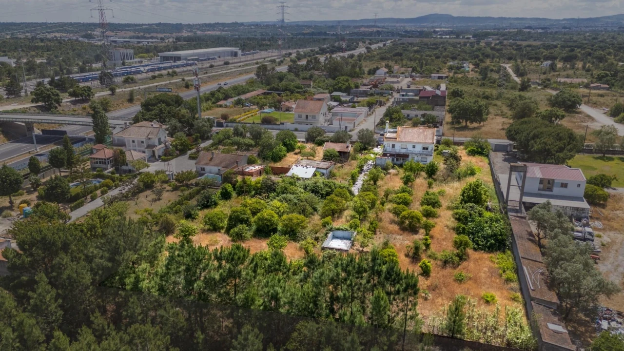 Quinta T4 para Venda em Fernao Ferro Foto 2