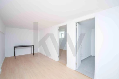 Apartamento T2 para Venda em Odivelas