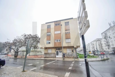 Apartamento T2 para Venda em Odivelas