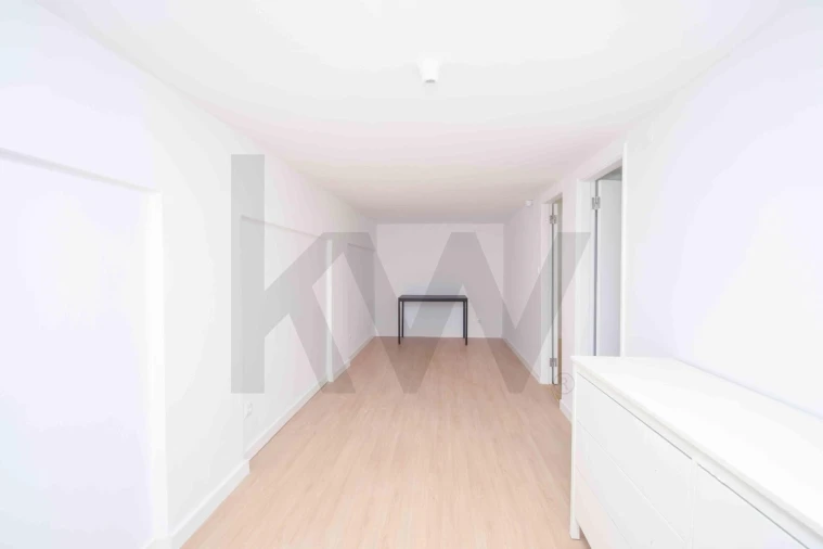 Apartamento T2 para Venda em Odivelas Foto 21