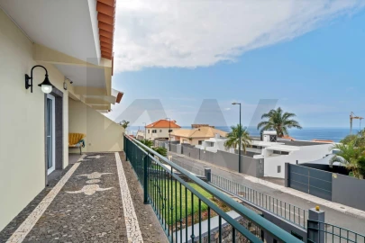 Moradia T4 para Venda em São Martinho